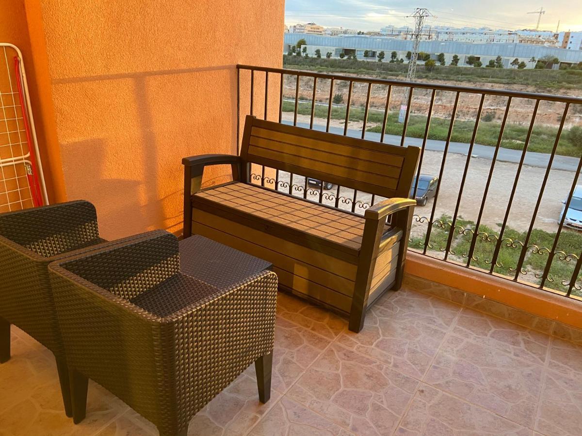 Lovely Apartment In Playa Flamenca Orihuela Kültér fotó